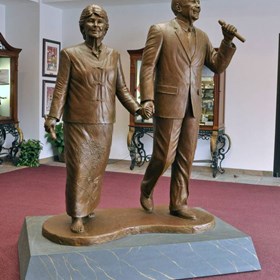 Monumental Sculpture Creation & Installation: Monumental Sculptor